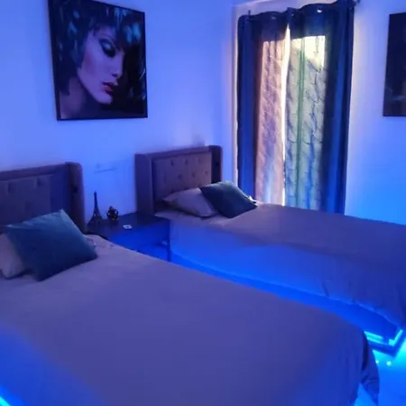 Thelifehouse * Marbellac