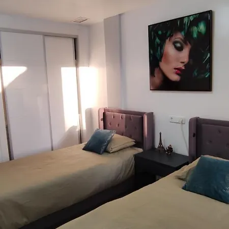 Thelifehouse Μαρμπέλλα